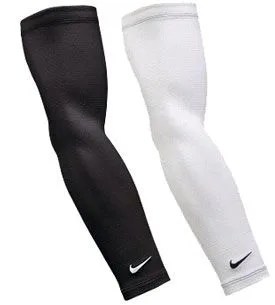 nike-pro-thermal-sleeves.jpg