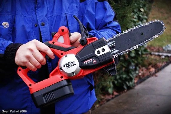 black-and-decker-chainsaw