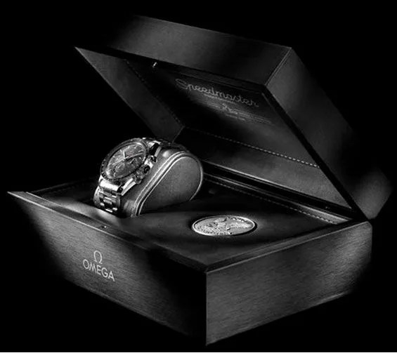 omega-speedmaster-apollo-11-40th-anniversary-edition-box