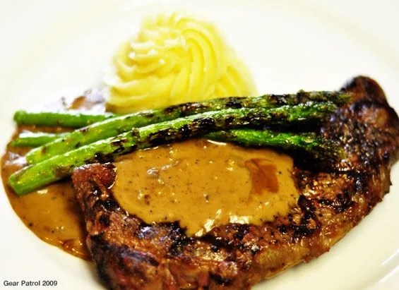 steak-au-poivre-assembly
