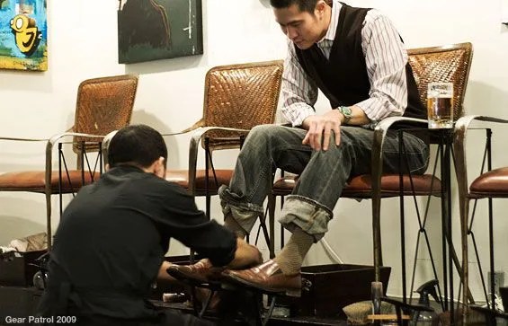 john-allans-shoe-shine-brian