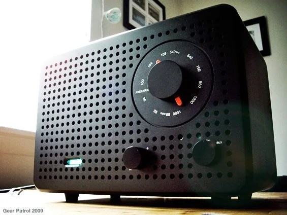 areaware-2b-radio