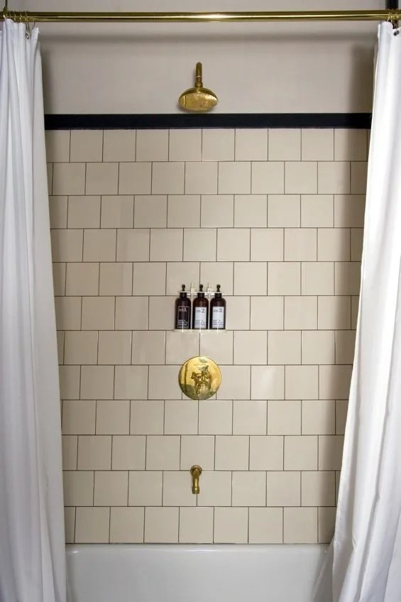 ace_ny_shower_detail