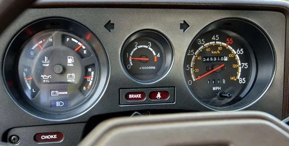 ccot-restored-toyota-fj-cruiser-gauges