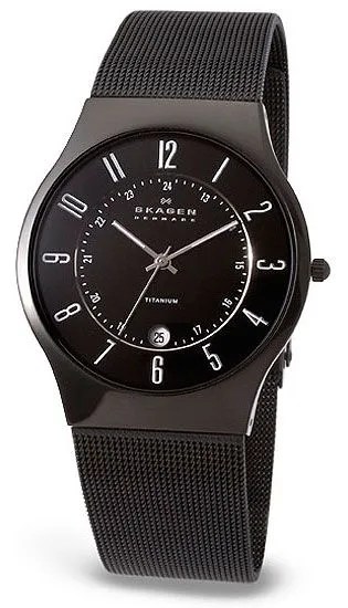 skagen-titanium-case-on-black-mesh