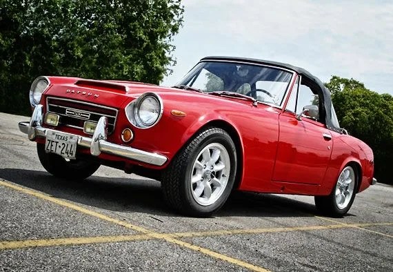 1968-datsun-2000-gear-patrol