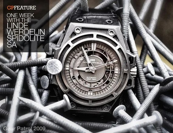 linde-werdelin-spido-lite-sa-nails-small-gear-patrol