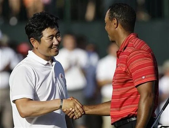 ye-yang-beats-tiger-woods