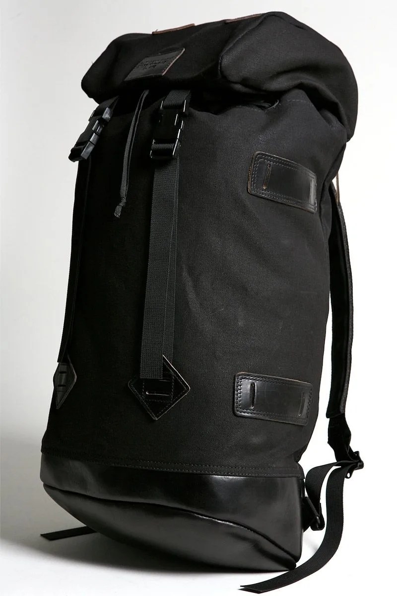 802-blkblk-03