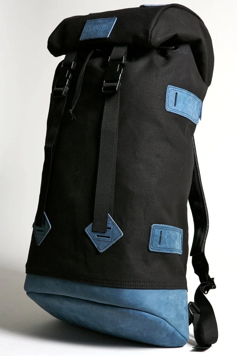 802-blkblue-03