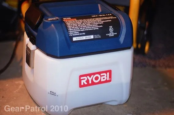 ryobi-paint-brush-cleaner-gear-patrol