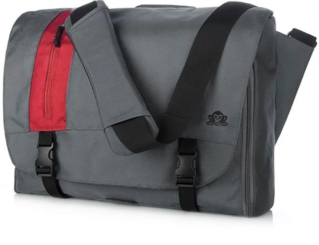 Monkey-Bed-Esplanade-Bag-Gear-Patrol