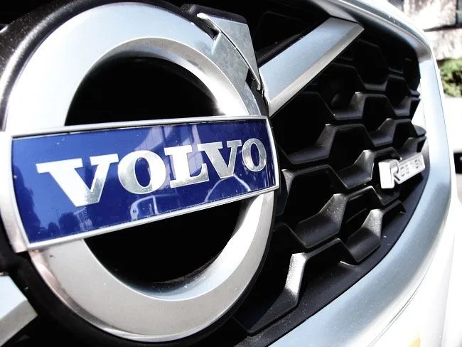 2010-Volvo-C30-Gear-Patrol