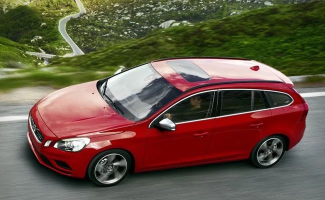2011-Volvo-S60-R-Design-Gear-Patrol