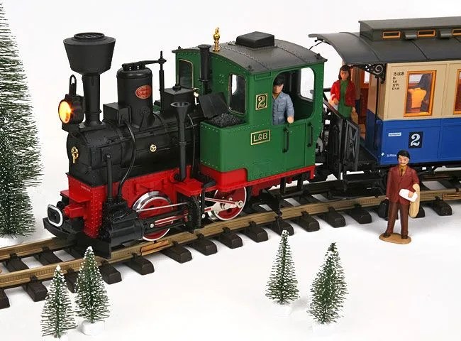 lgb-train-set-gear-patrol