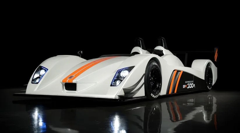 1CaterhamLolaSP300Rfirstofficialpictures