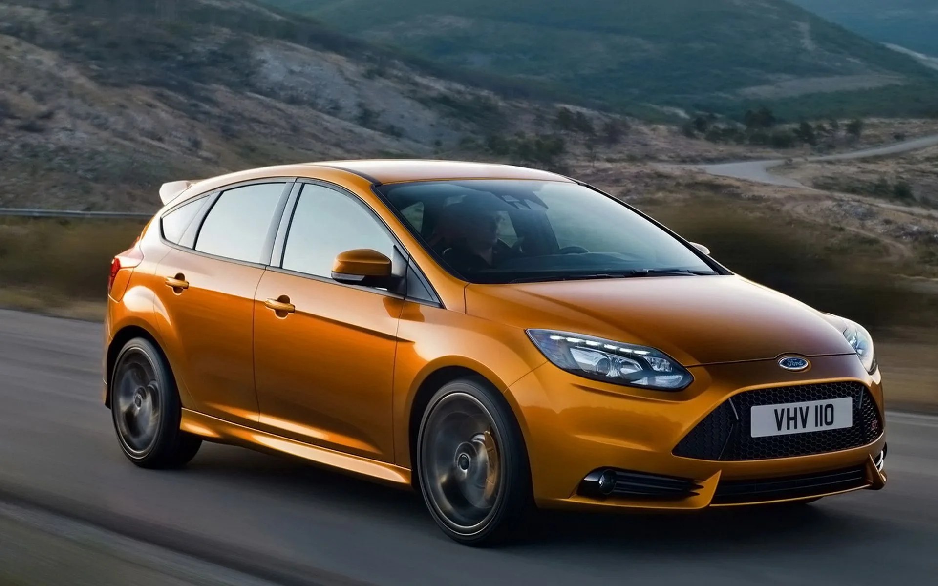 Ford Focus ST: The new Ford Focus ST D which features a unique 250PS version of the 2.0-litre Ford EcoBoost engine D will be completely true to Ford's ST heritage, offering driving enthusiasts an intoxicating cocktail of exhilarating performance and handling accompanied by an addictive sound(FoE).  (9/29/2010)