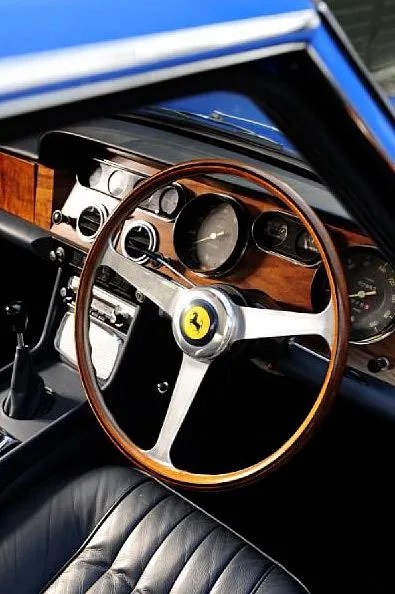 john_lennon_ferrari3
