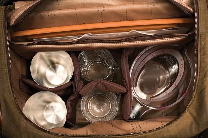 meehan-utility-bag-bar-rollup_3