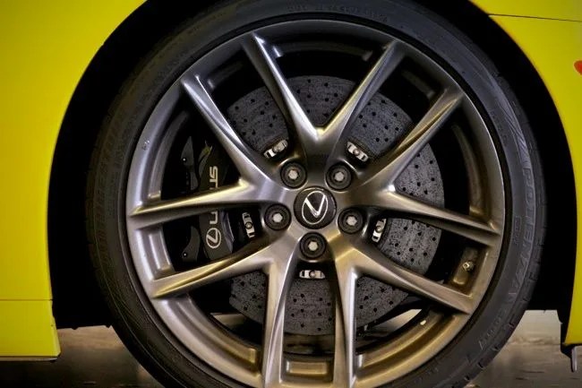 lexus-lfa-gear-patrol-2_