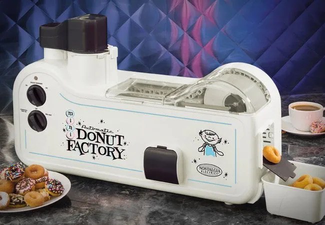 automatic-donut-factory-gear-patrol