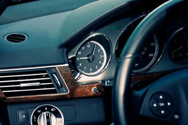 mercedes-benz-e350-gear-patrol-16_