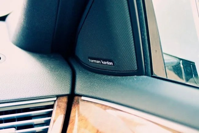 mercedes-benz-e350-gear-patrol-20_