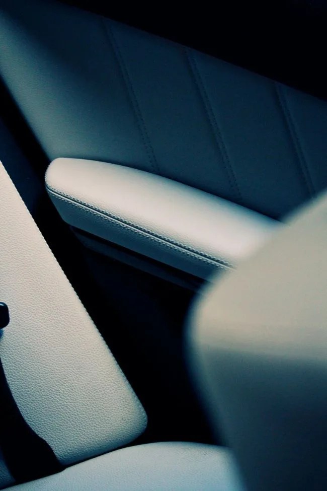 mercedes-benz-e350-gear-patrol-21_