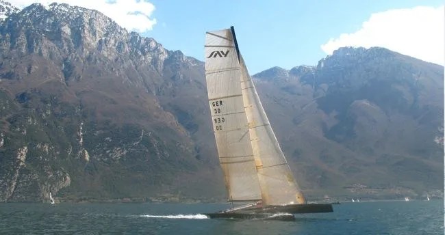 say-yacht-gear-patrol-11_