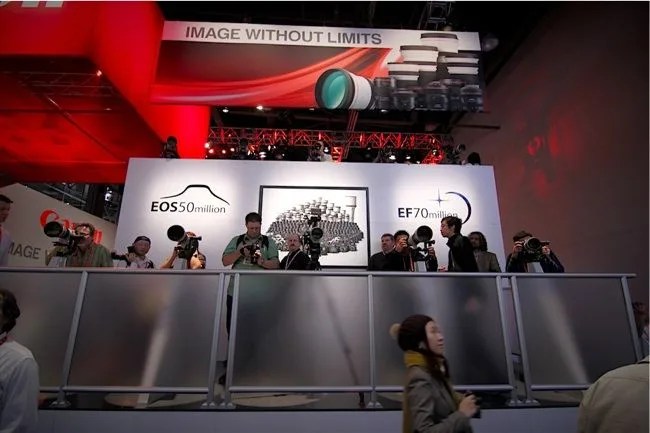 canon-ces-booth-gear-patrol-6_