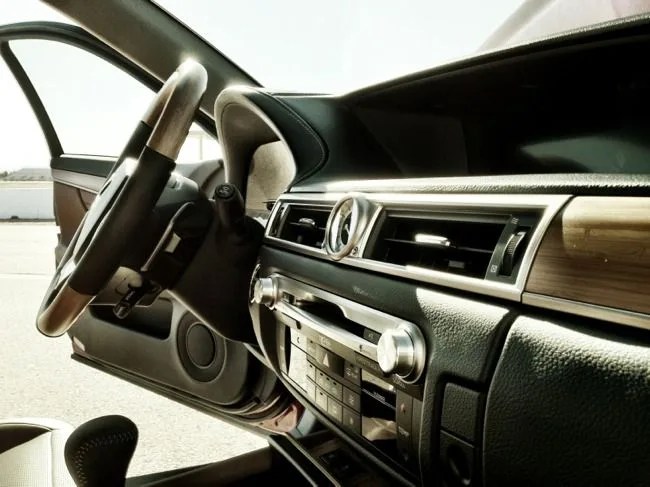 Lexus-LFA-2013-Lexus-GS-350-Gear-Patrol-22