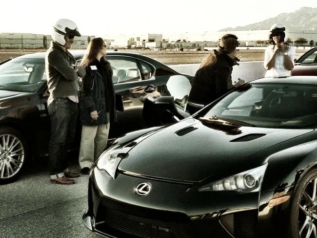 Lexus-LFA-2013-Lexus-GS-350-Gear-Patrol-35