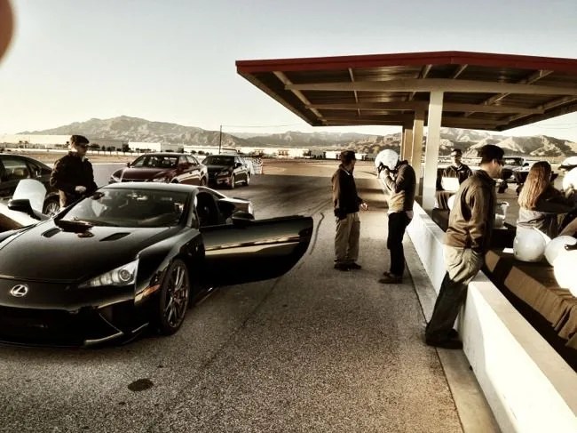 Lexus-LFA-2013-Lexus-GS-350-Gear-Patrol-37