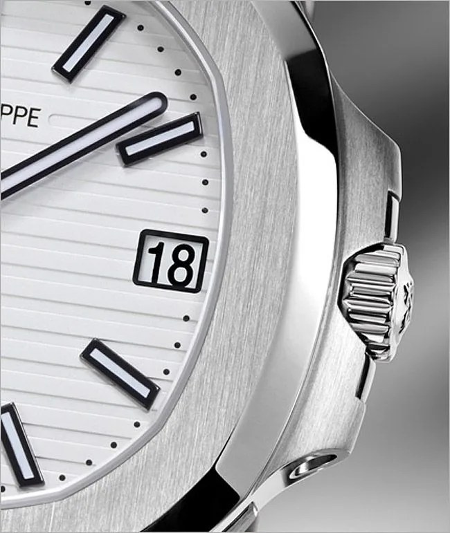 Patek-Philippe-Nautilus-5711-A-011-Gear-Patrol-3