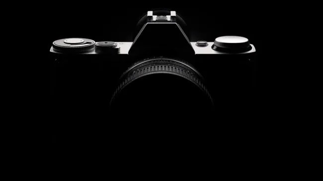 canon-mirrorless-camera-concept-AE-D_inhands_gearpatrol-12