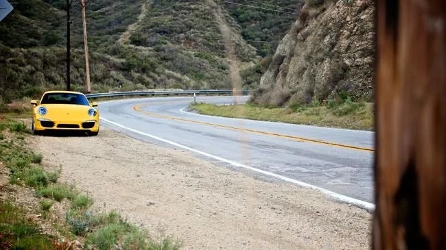 2012-porsche-911-carrera-s-gear-patrol-4_