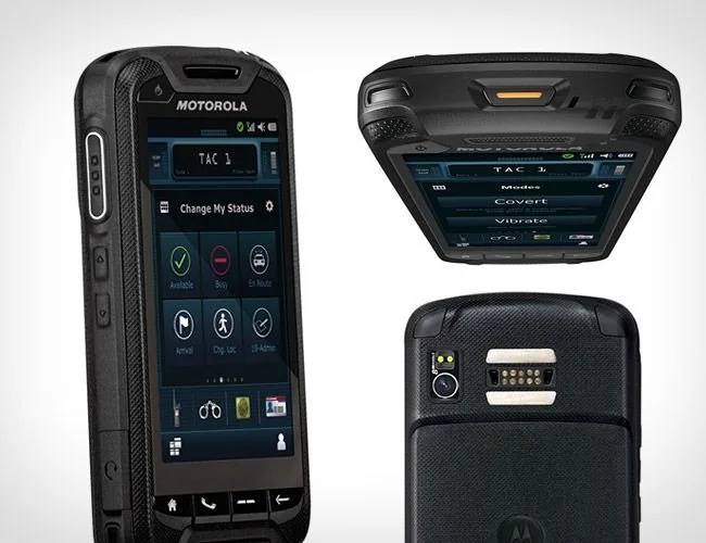 Motorola-LEX-700-Mission-Critical-Handheld-Gear-Patrol