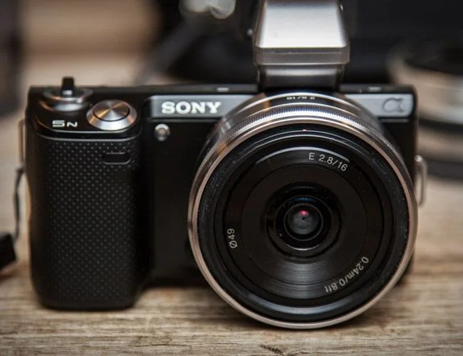 Sony-16mm-f2.8-NEX-with-Lens-Hood-Gear-Patrol-Kit