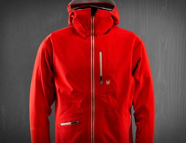 UVU-Cold-Race-Jacket-01-Gear-Patrol-
