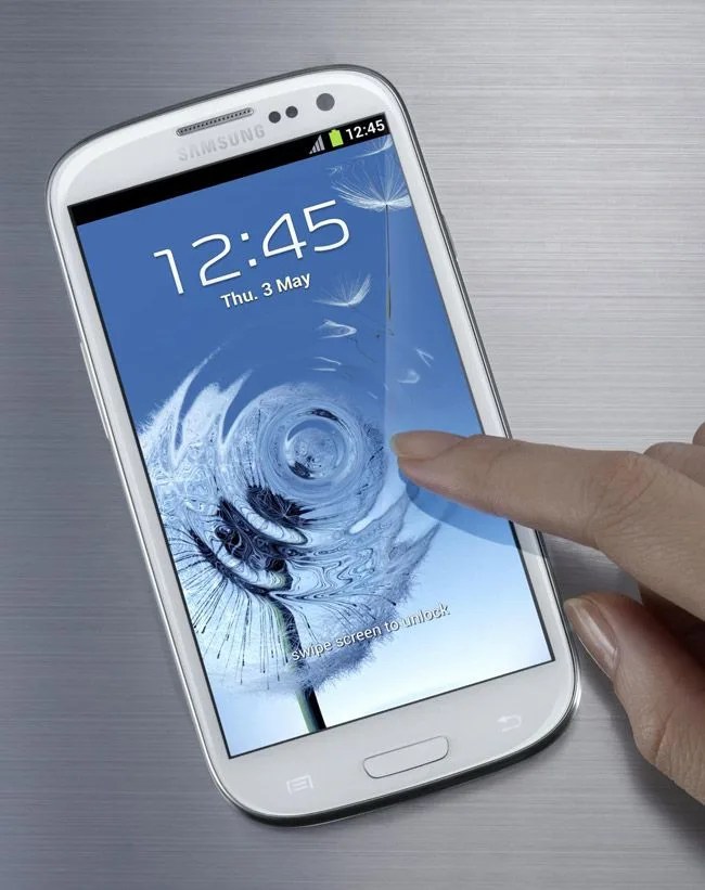 Samsung-Galaxy-SIII-Gear-Patrol-2