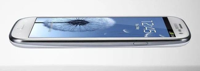Samsung-Galaxy-SIII-Gear-Patrol-7