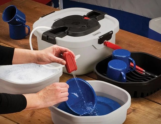 coleman-all-in-one-portable-sink-gear-patrol