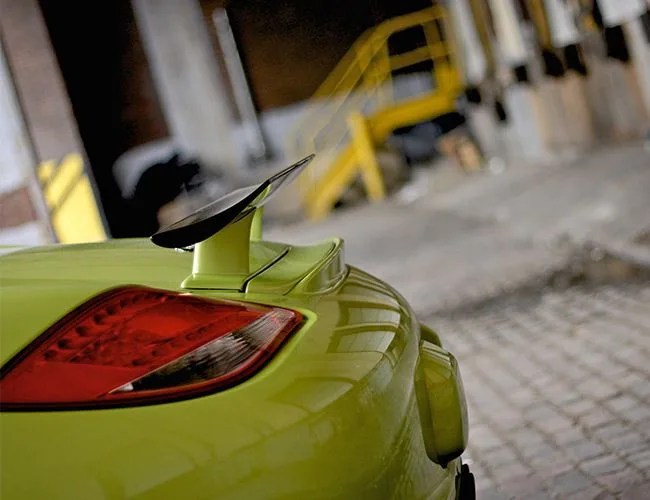 behind-the-wheel-porsche-cayman-r-gear-patrol-2