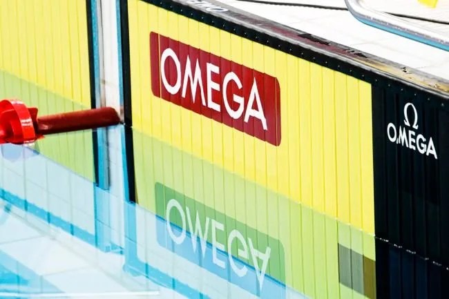 omega-swimming-touch-pad
