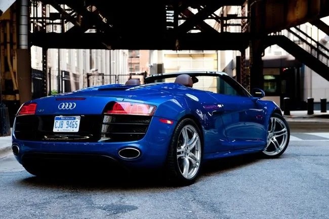 audi-r8-v10-spyder-gear-patrol-2R8