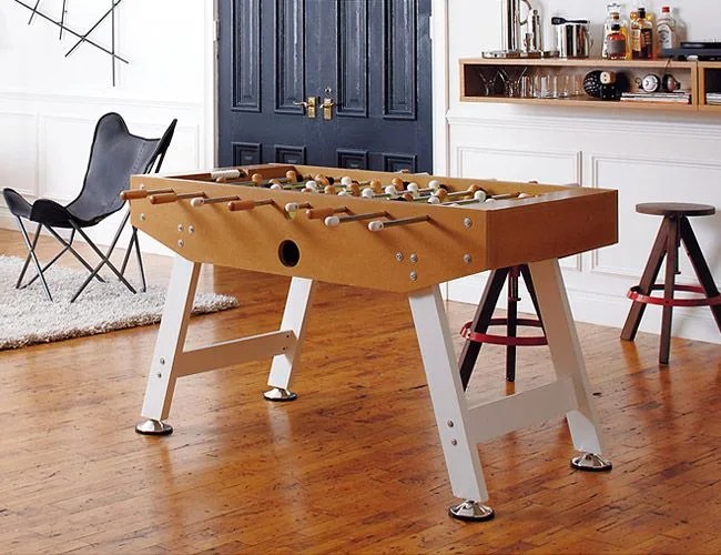CB2-Phoos-Table-Gear-Patrol