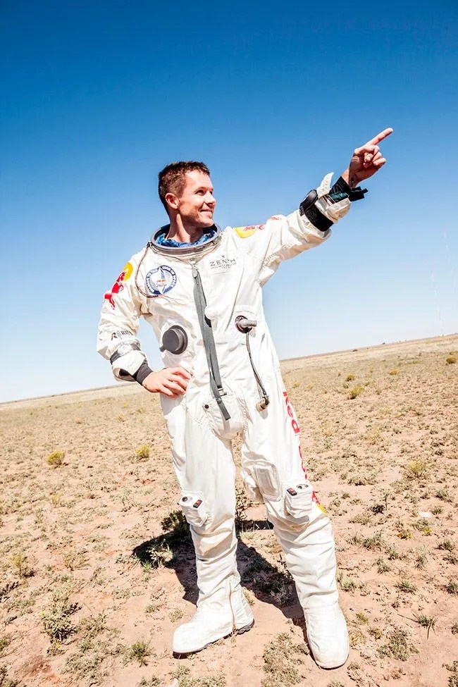 Zenith-Stratos-Flyback-Striking-10th-Timekeeping-Gear-Patrol-2