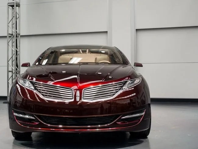 lincoln-mkz-gear-patrol-06