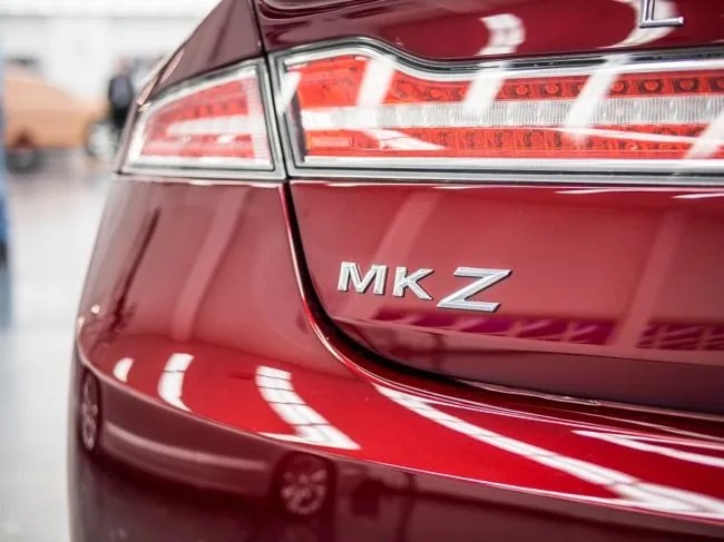lincoln-mkz-gear-patrol-12