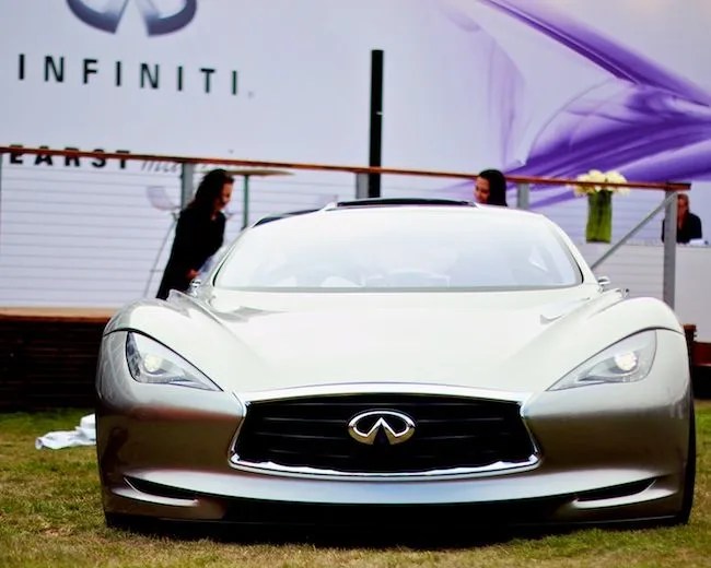 Infiniti-Emerg-E-Gear-Patrol-1